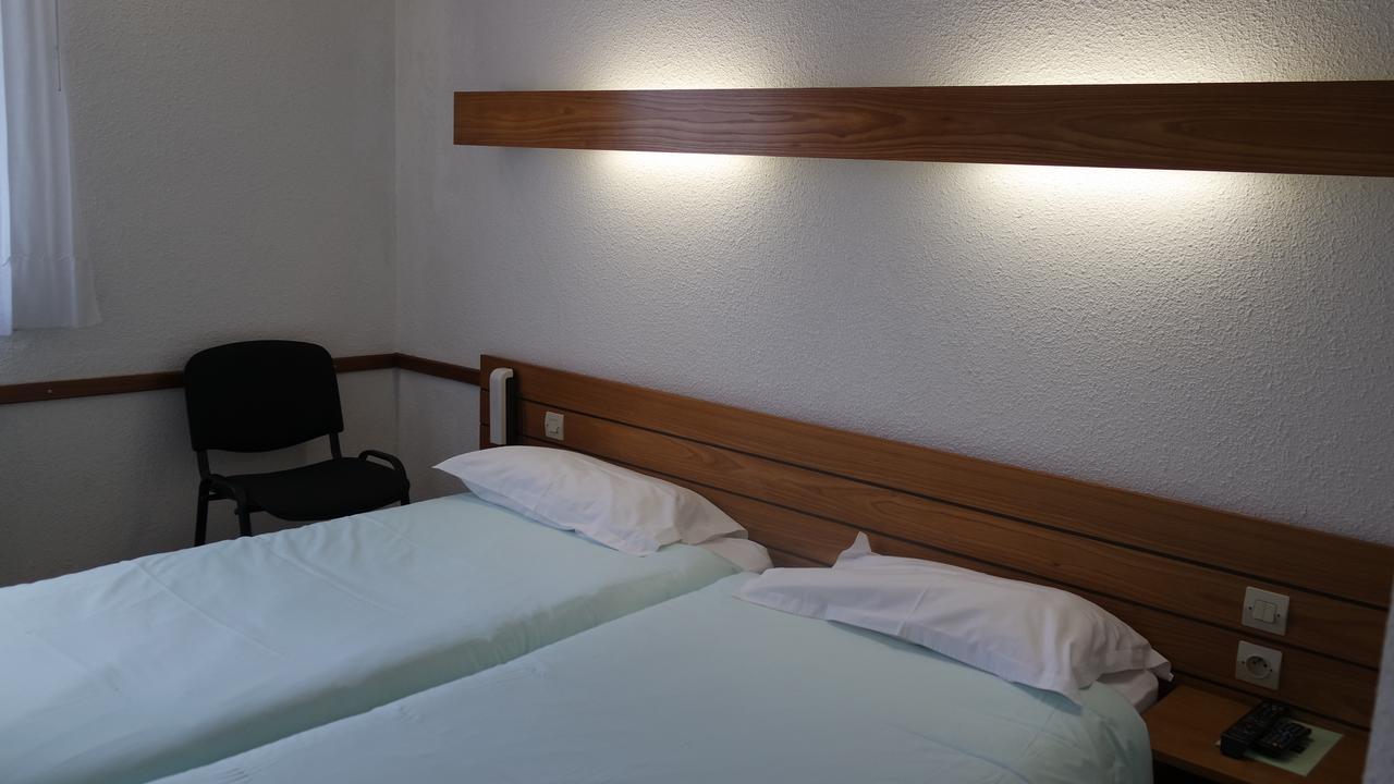 Hotel Le Tulipier Cransac Екстер'єр фото